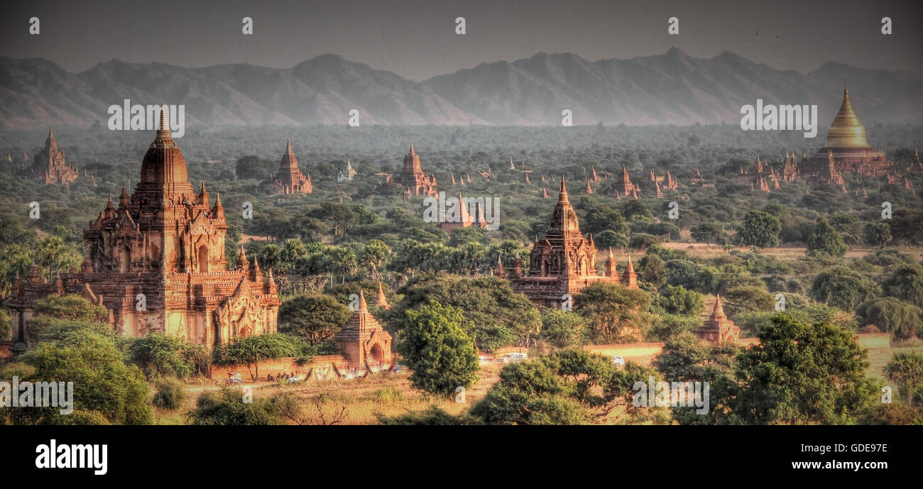 Le Myanmar, Bagan, pagodes, temples, stupas sundown,paysage,temple,Asie,paysage,la Birmanie,Pagoda,Groupes,et,Arimaddana,Ari Banque D'Images