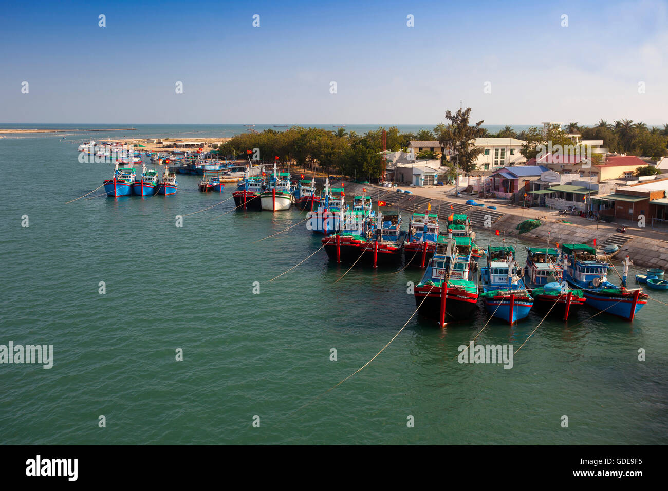 Bateaux de pêche dans le port de Phan Rang, Ninh Thuan, Vietnam Banque D'Images