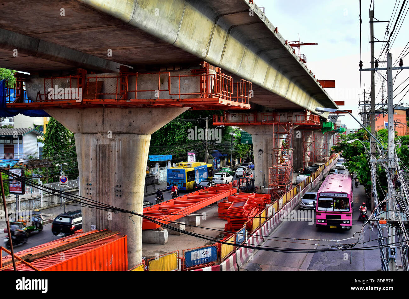 Nouvelle construction d'un Bangkok Mass Transit System, BTS skytrain, Bangkok, Thaïlande. Banque D'Images