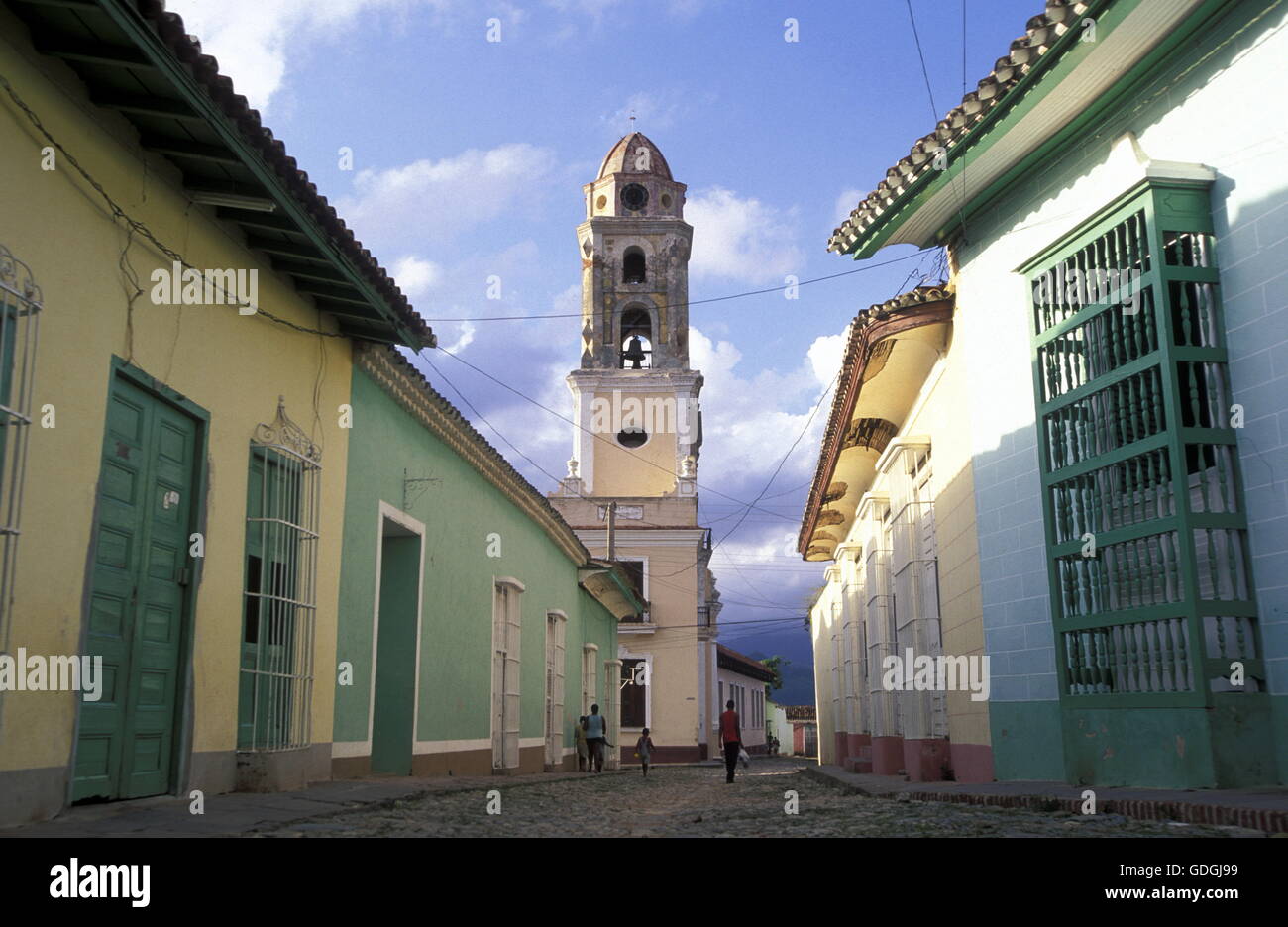 La vieille ville du village de la Trinité-sur Cuba dans la mer des Caraïbes. Banque D'Images