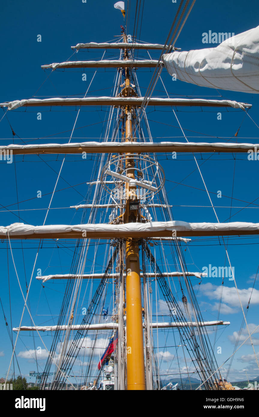 Tall Ship Class UN Gloria Barque 3 à partir de la Colombie-Britannique à l'Inverclyde Greenock Tall Ship's Race 2011 Banque D'Images