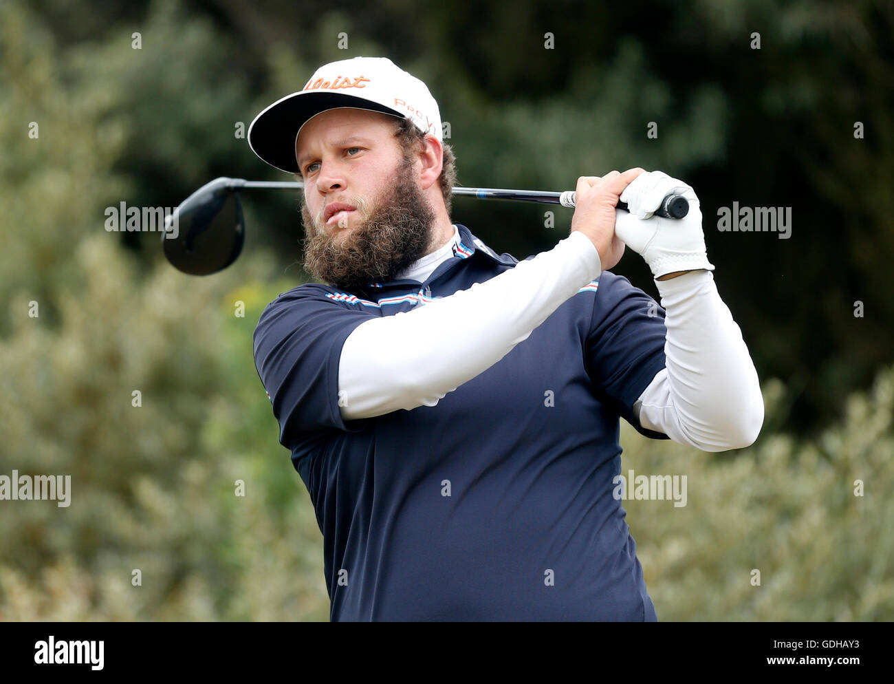 L'Angleterre Andrew Johnston sur le 2er tee pendant quatre jours de l'Open Championship 2016 au Royal Troon Golf Club, South Ayrshire. Banque D'Images