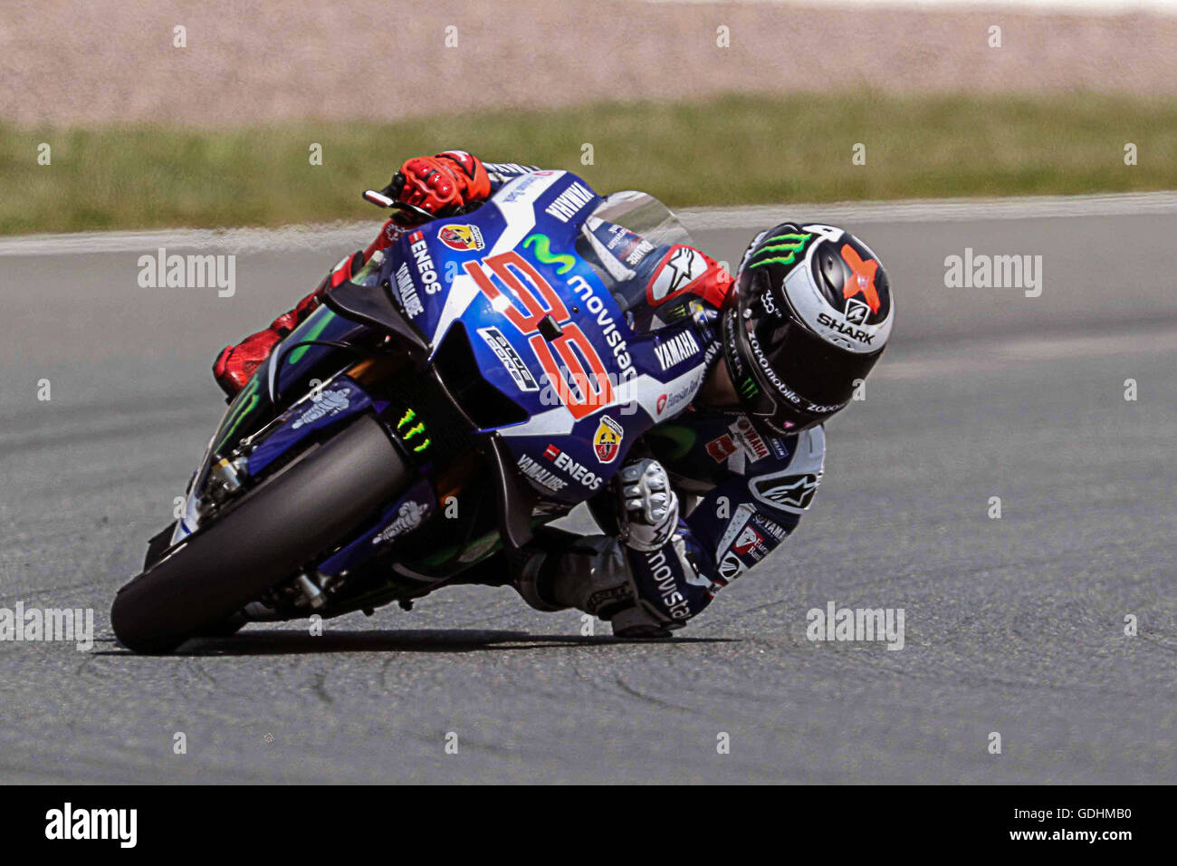 Hohenstein Ernstthal, Allemagne. 17 juillet, 2016. (Allemagne ) 17.07.2016, GoPro Motorrad Grand Prix Deutschland Sachsenring, Moto GP, Jorge Lorenzo d'Espagne et Movistar Yamaha MotoGP en action pendant la course à l'Allemand de MotoGp MotoGP de Deutschland (photo de Marco Iorio) Crédit : marco iorio/Alamy Live News Banque D'Images