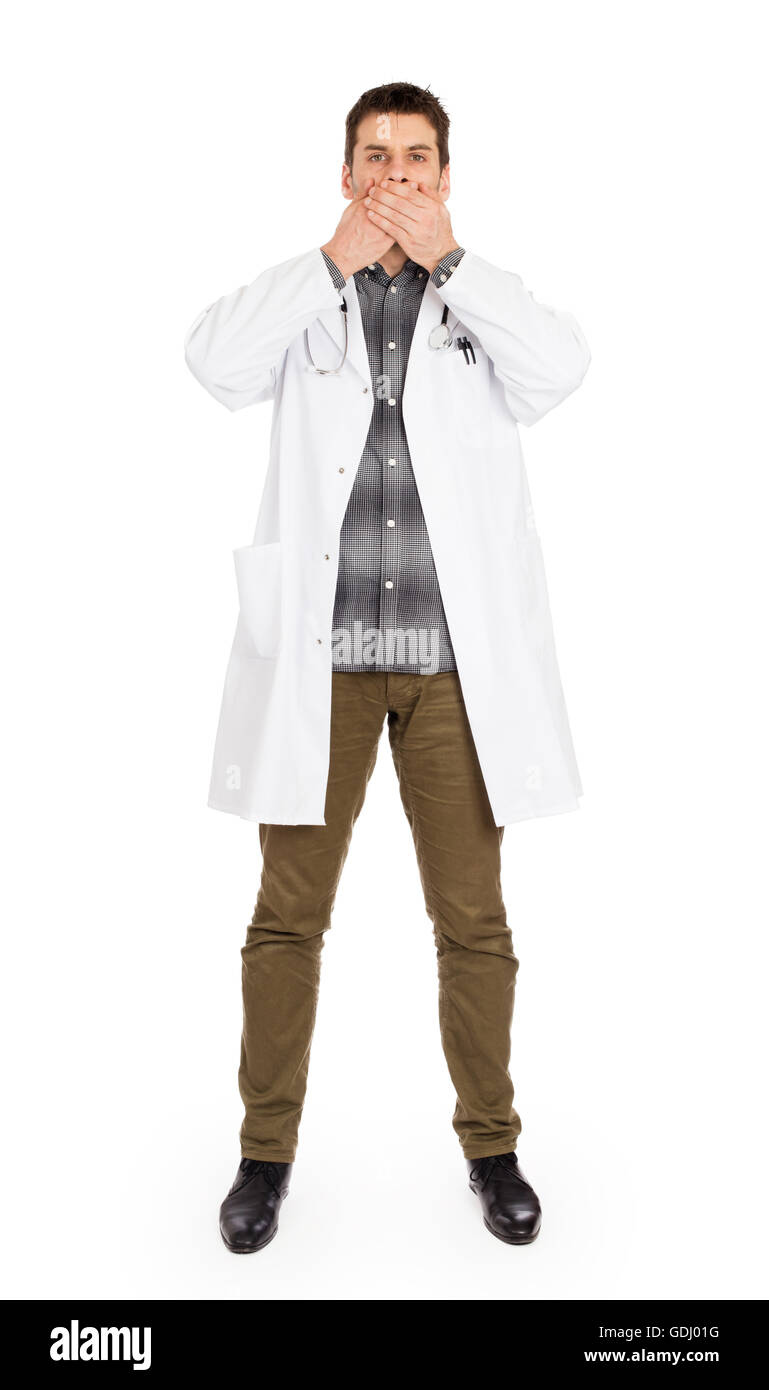 Médecin isolé sur blanc - parle pas de mal - Notion de ne pas faire des vagues dans les cercles médicaux Banque D'Images