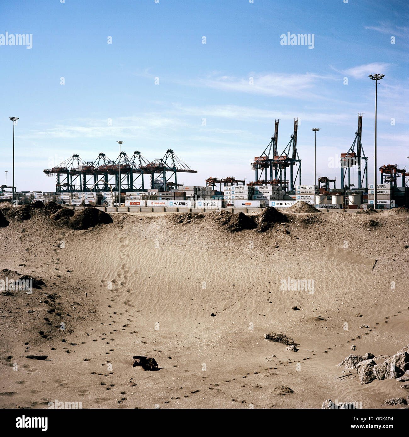 La grande propriété privée des ports à conteneurs de Port Fouad l'embouchure de la Méditerranée le Canal de Suez. Ces opérations furent transférés de Port-saïd quelques années plus tôt, à la grande frustration des travailleurs et des gens qui disent qu'ils ont perdu beaucoup d'affaires d Banque D'Images