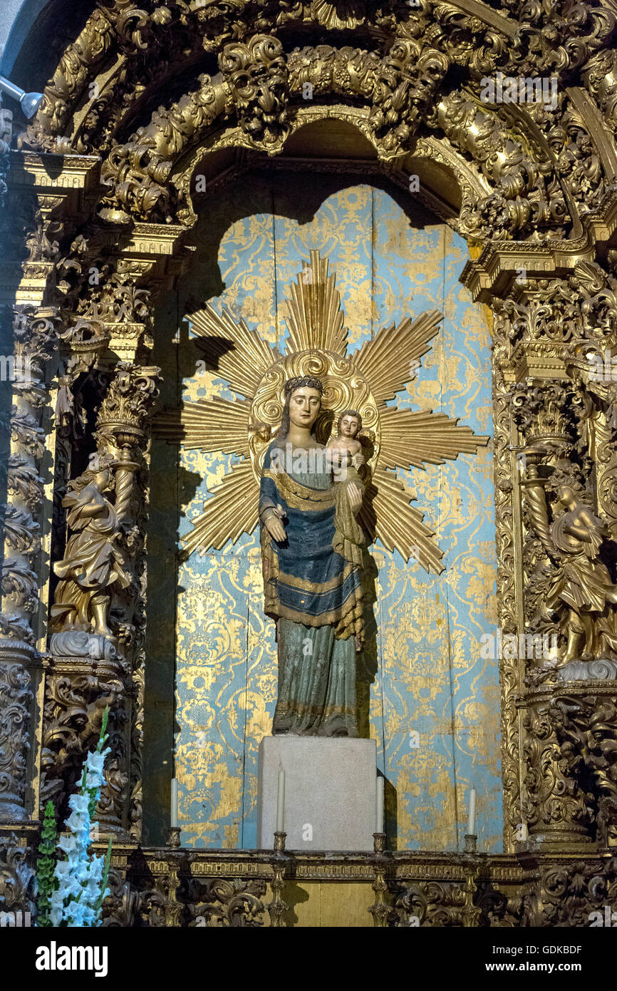 Marie avec Jésus, l'autel de la cathédrale da Sé, Barredo trimestre, Site du patrimoine mondial de l'Unesco, Porto, Porto, Portugal, Europe, Banque D'Images