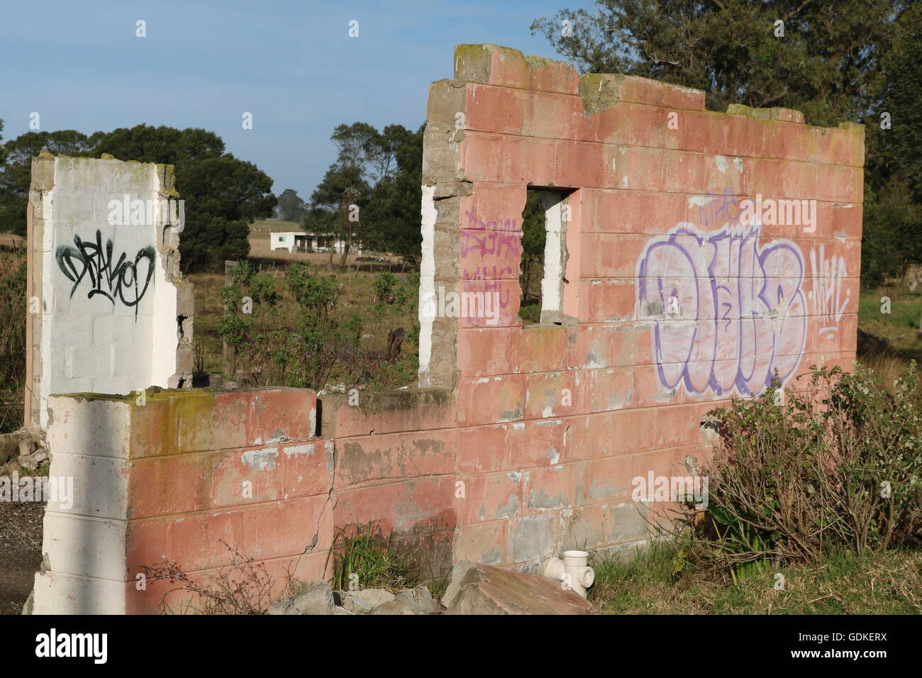 Les ruines des bâtiments anciens érosion abstrait graffiti Banque D'Images