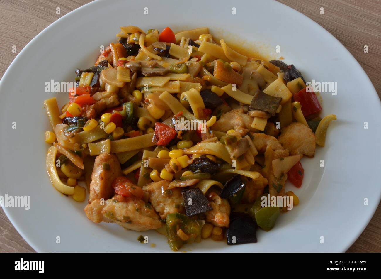 Bami Goreng, background, bami, bok, chou, candlenuts, poulet, chinois, Choi, chow, choy, cuisine, cuisine, lave, les aliments frits, Banque D'Images