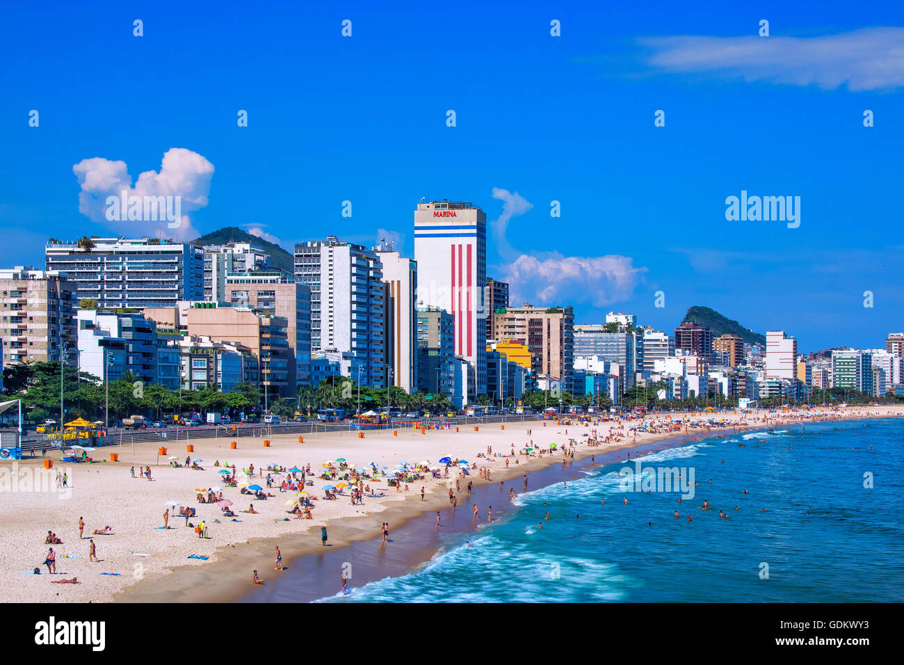 La plage d'Ipanema à Rio de Janeiro Banque D'Images