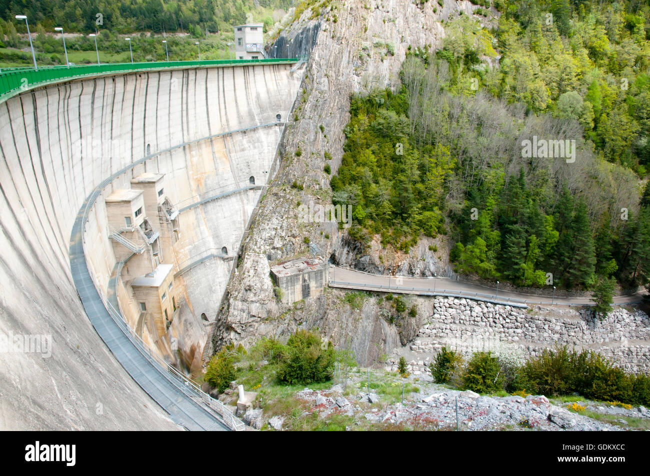 Lanuza lake Banque de photographies et d’images à haute résolution - Alamy