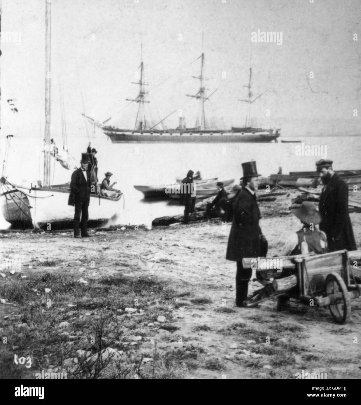 La frégate à vapeur USS Pensacola à Alexandria, VA. juste après l'aménagement et la mise en service. Pensacola se préparait à partir d'Alexandrie et de rejoindre un officier général David G Farragut's Gulf Coast Blockading Squadron en janvier 1862. Banque D'Images
