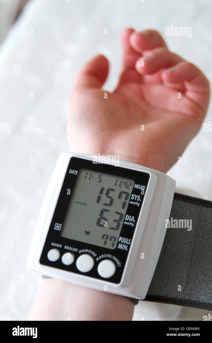 Unité de mesure ambulatoire de la pression artérielle Banque D'Images