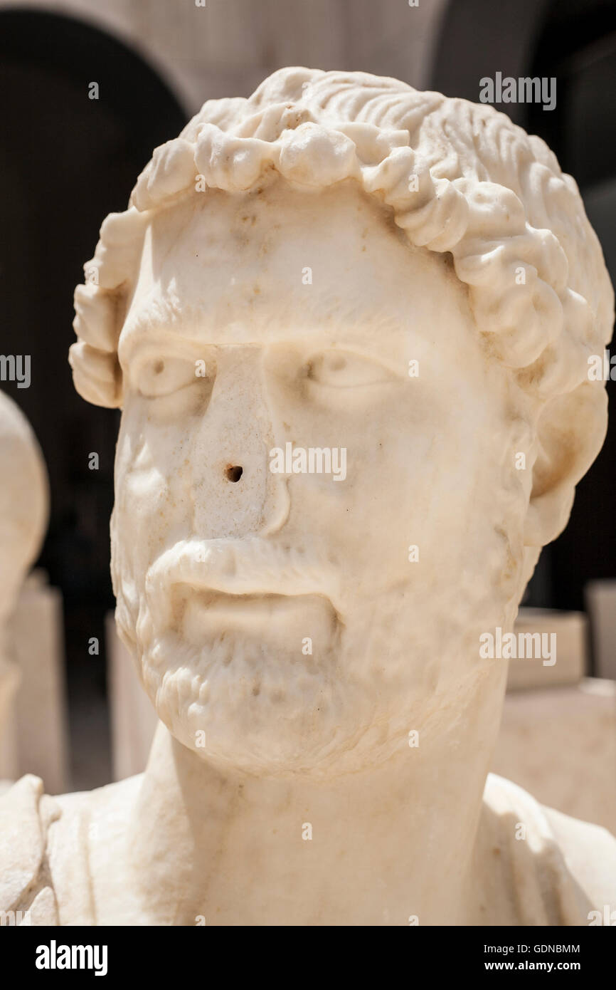 Buste empereur hadrien publius aelius hadrianus Banque de photographies ...