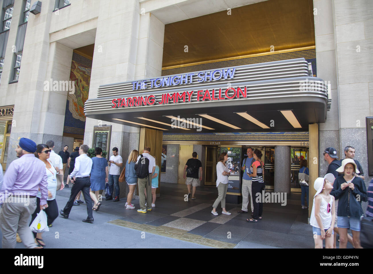 Studios NBC pour l'exposition de ce soir avec Jimmy Fallon le long de la 6e Avenue, du Rockefeller Center de Manhattan, New York. Banque D'Images
