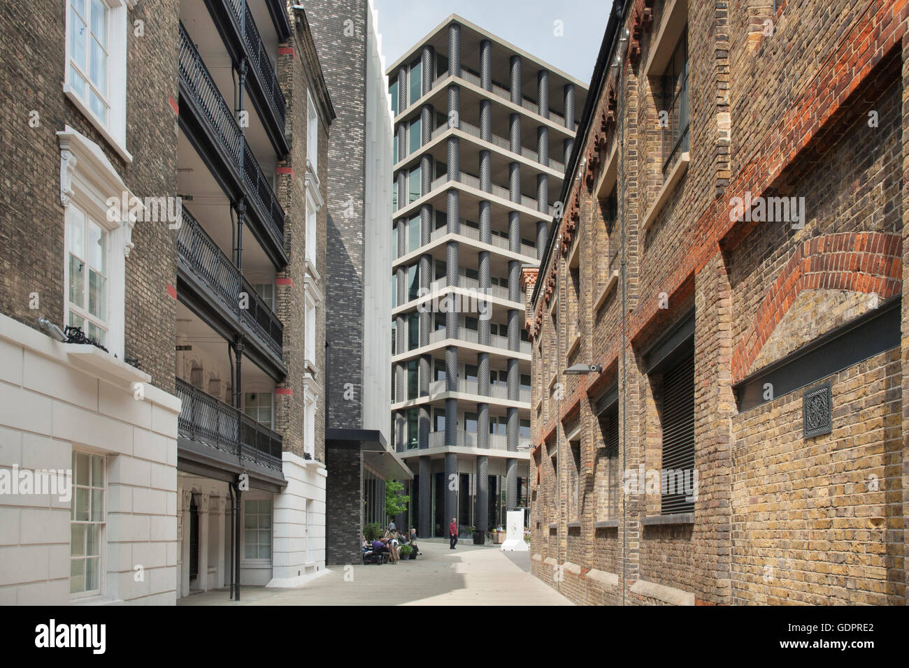Mélange d'architecture ancienne et nouvelle à l'un carré Pancras King's Cross Londres Banque D'Images