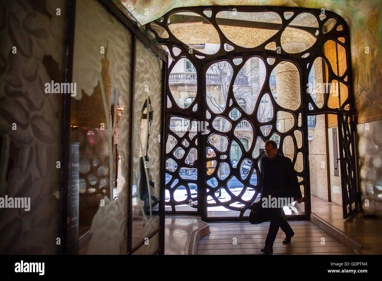Porte,Casa Mila, de La Pedrera, Barcelone, Catalogne, Espagne Banque D'Images