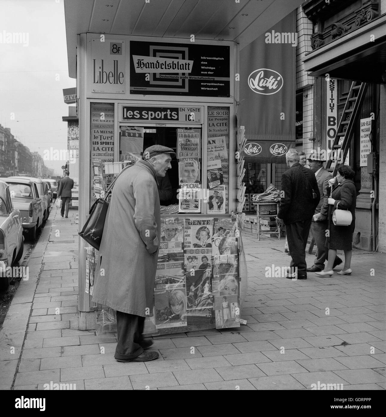 Kiosque à Bruxelles, 1965 Banque D'Images