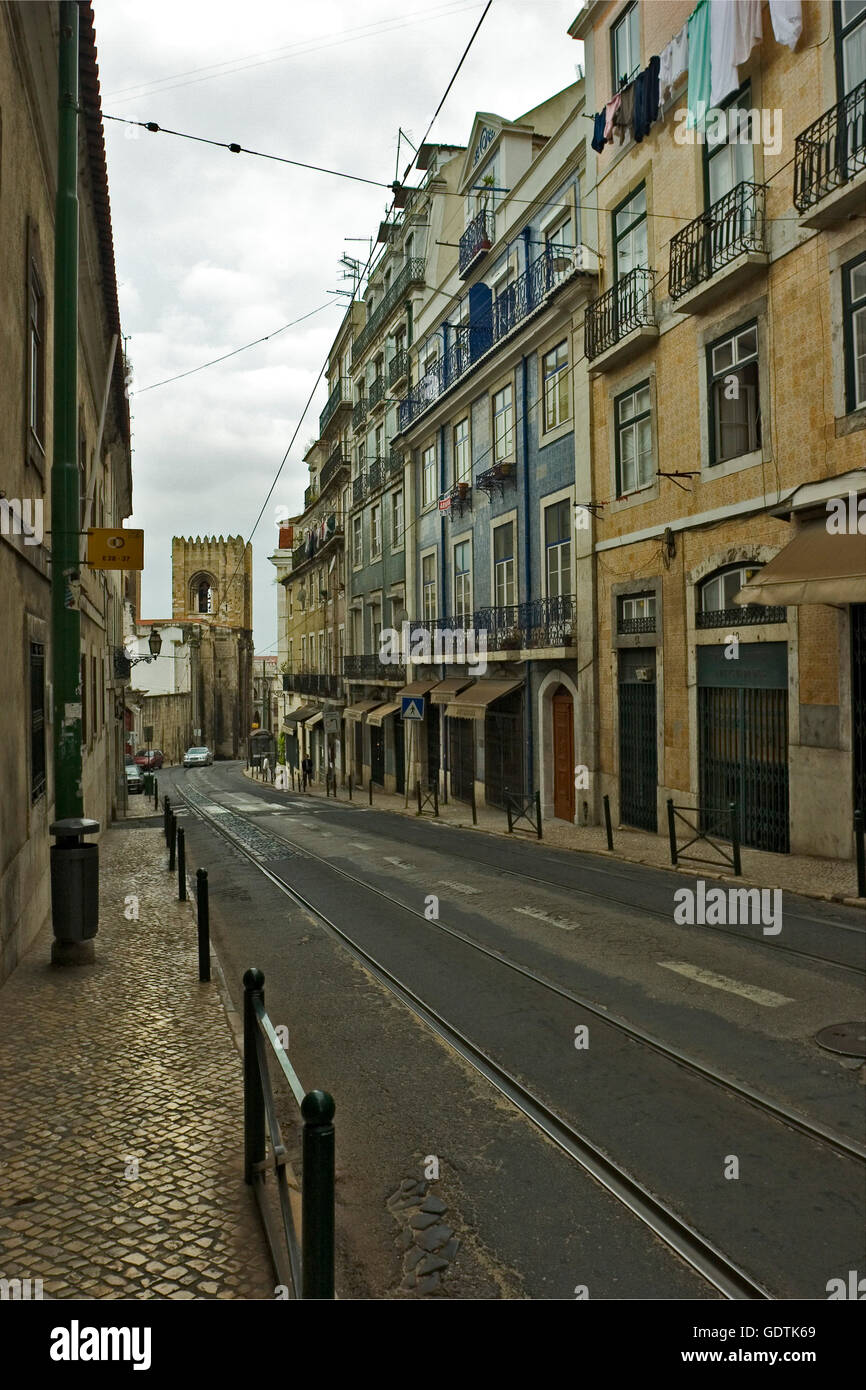 Rua da Limoeiro. L''Alfama. Lisbonne. Le Portugal. Banque D'Images