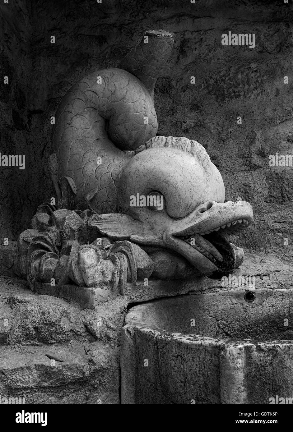 Fontaine de dauphin.Quartier Alfama.Lisbonne.Portugal Banque D'Images