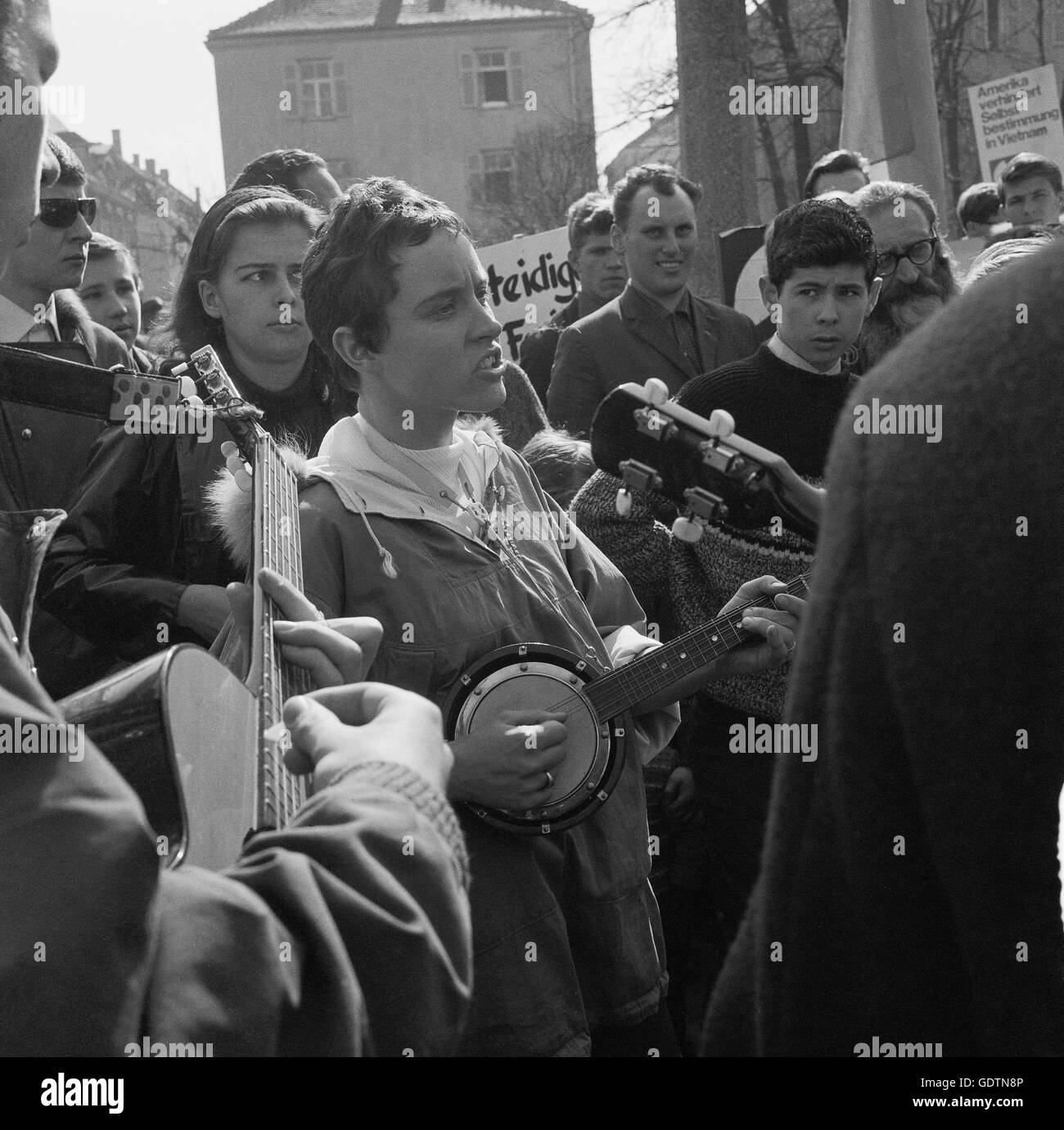 Mars démonstration à Augsbourg, 1966 Banque D'Images