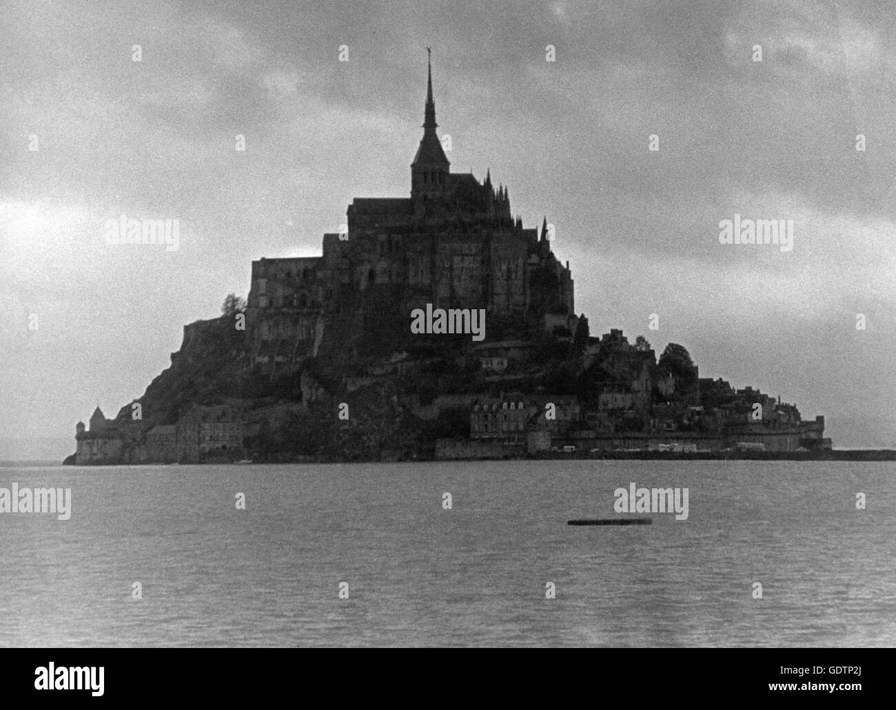 Monastère du mont saint michel Banque d'images noir et blanc - Alamy