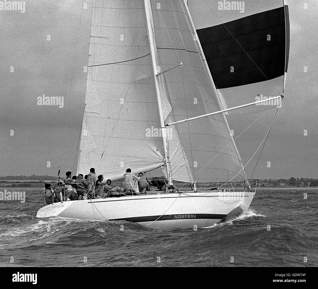 AJAXNETPHOTO. 1979. SOLENT, en Angleterre. - ADMIRAL'S CUP - SOLENT INSHORE RACE NORYEMA (BRA) - RON AMEY, skipper. PHOTO:JONATHAN EASTLAND/AJAX REF:79 2002 Banque D'Images