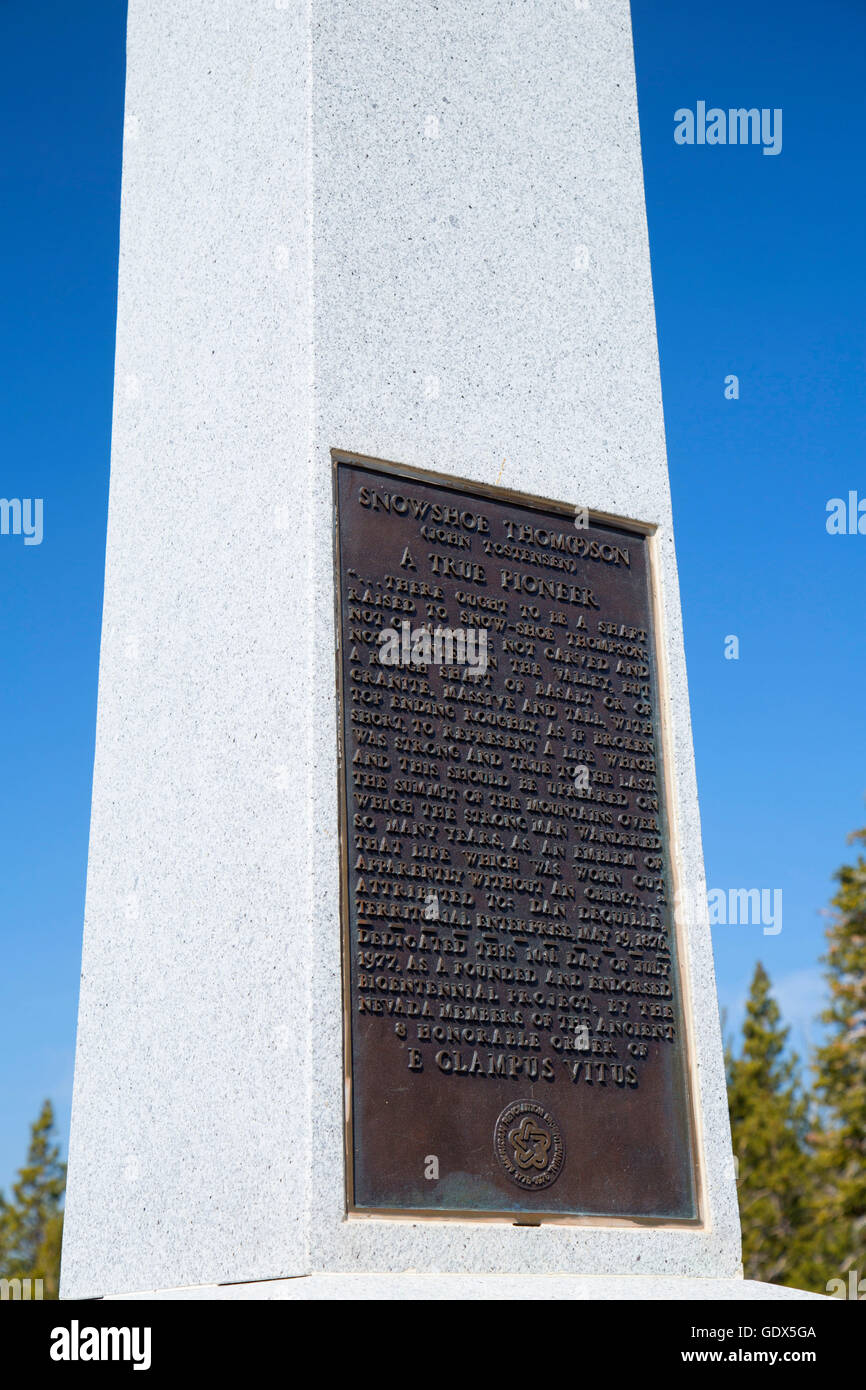 Shoeshoe Thompson monument sur Carson Pass, Carson Pass National Scenic Byway, El Dorado National Forest, Californie Banque D'Images