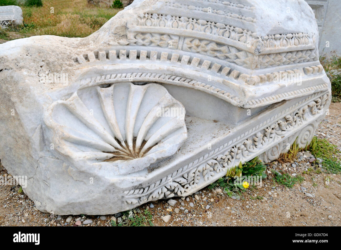 Les ruines de l'ancienne des colonnes de marbre Banque D'Images