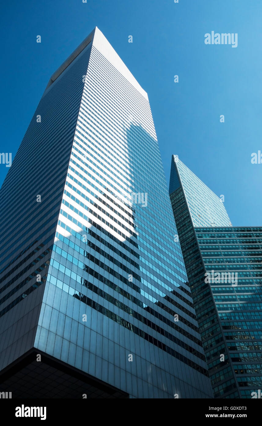 Citigroup Center et d'autres gratte-ciel modernes sur Lexington Avenue à l'Est de la 53e Rue à Midtown Manhattan, New York City Banque D'Images