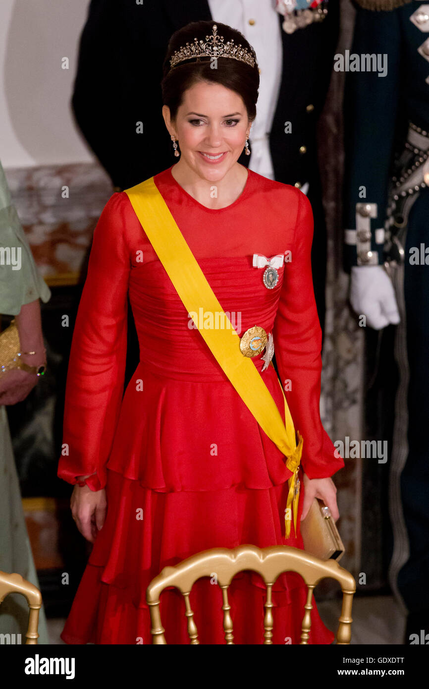 La princesse Mary de Danemark assiste à un banquet d'État au Palais de Fredensborg au cours d'une visite d'État du président du Mexique Banque D'Images