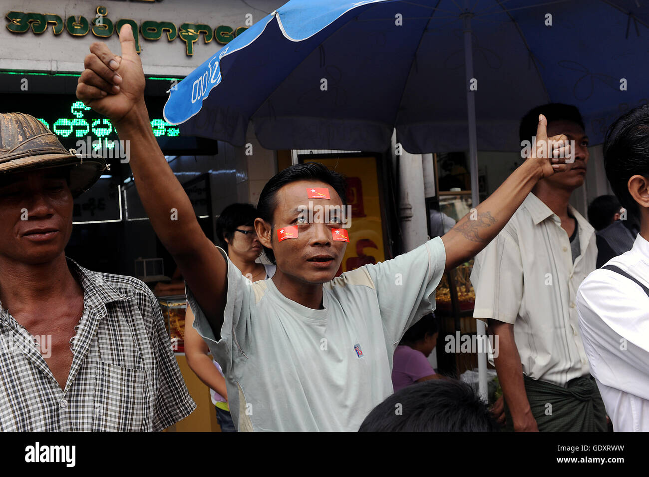 Le Myanmar. Yangon. 2015. Campagne de la NLD Banque D'Images