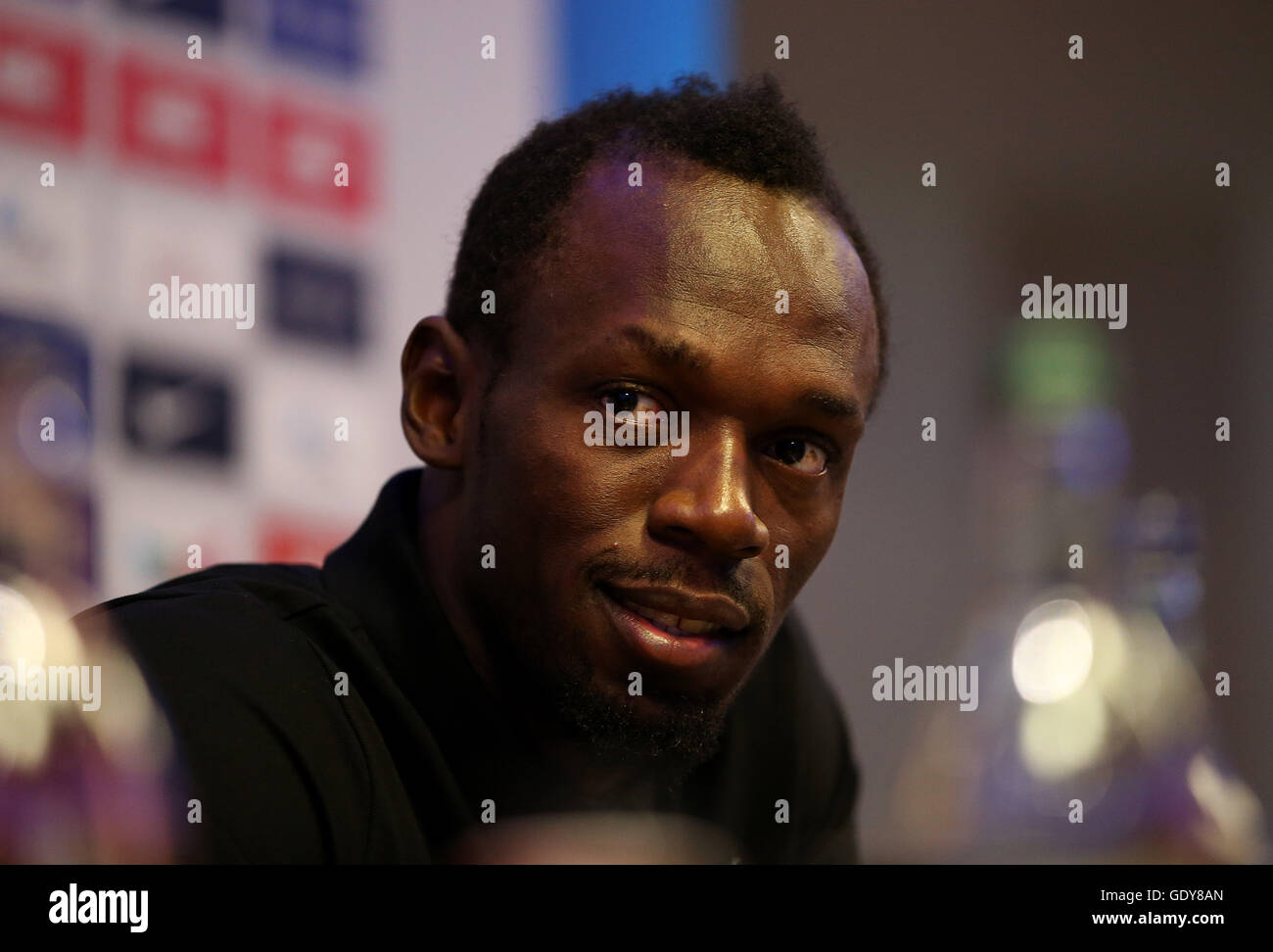 Usain Bolt pose au cours de sa conférence de presse à l'hôtel Grange Tower Bridge Hotel, Londres. Banque D'Images