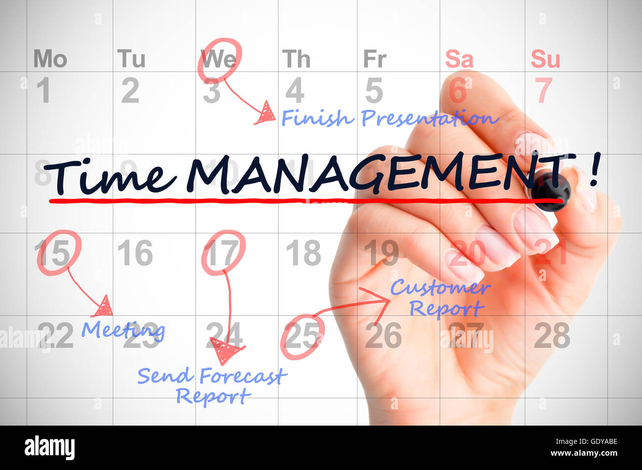 La gestion du temps écrit sur un calendrier avec les tâches marquées sur différents jours de la semaine Banque D'Images