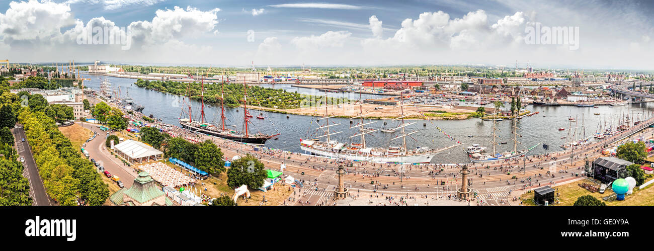 Vue panoramique de Szczecin, Pologne Riverside. Banque D'Images