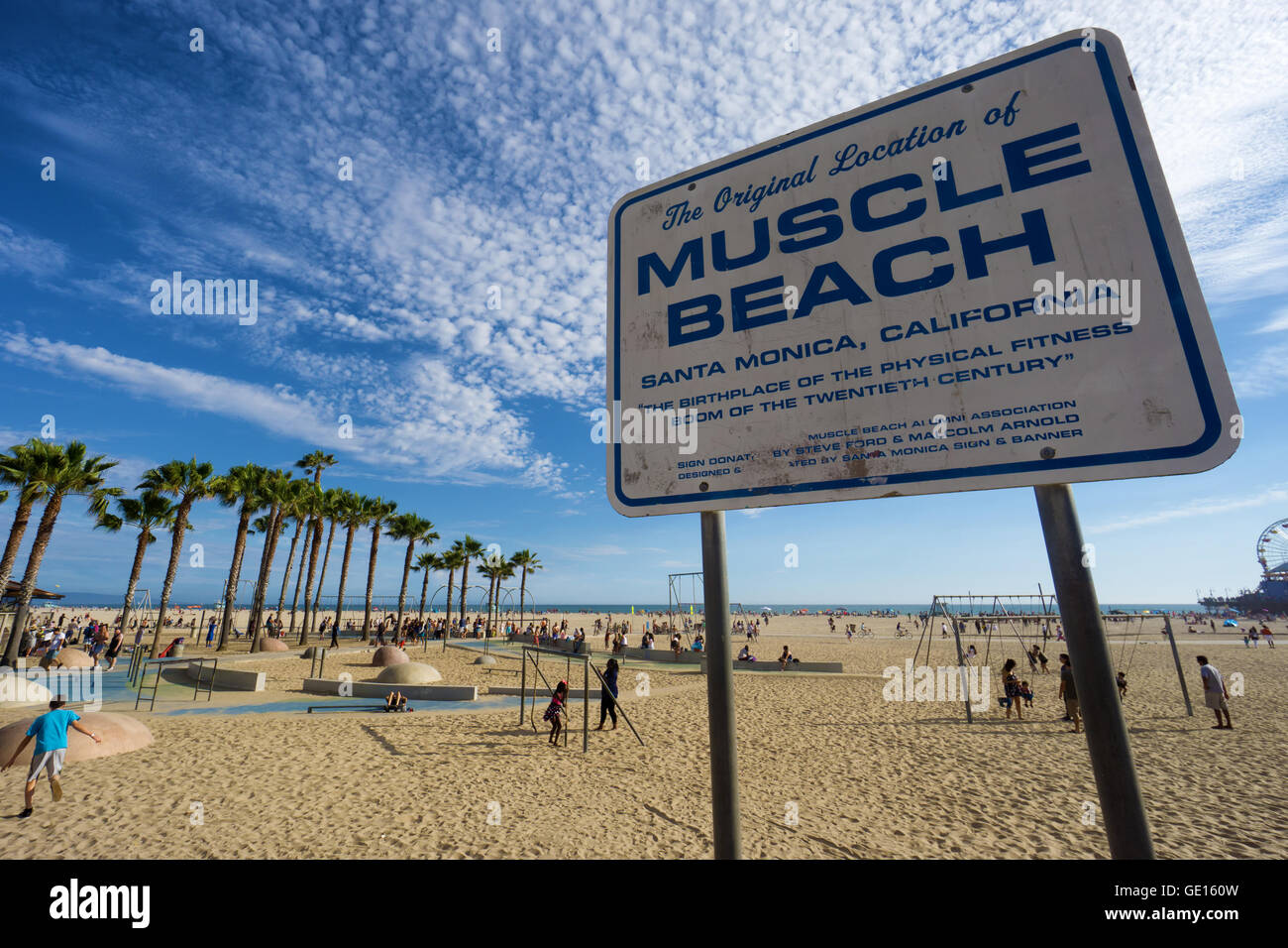 SANTA MONICA, USA - Le 18 juin 2016 : Muscle Beach est le lieu de naissance de la flèche de la condition physique Banque D'Images