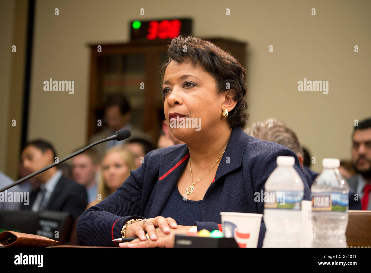 Washington DC, 12 juillet 2016, USA--Procureur général Loretta Lynch témoigne devant le Comité judiciaire de la Chambre sur la violence récente se développe dans les ETATS-UNIS et le FBI dans la sonde à l'ex-secrétaire d'État Hilary Clinton's e-mails. Patsy Lynch/MediaPunch Banque D'Images