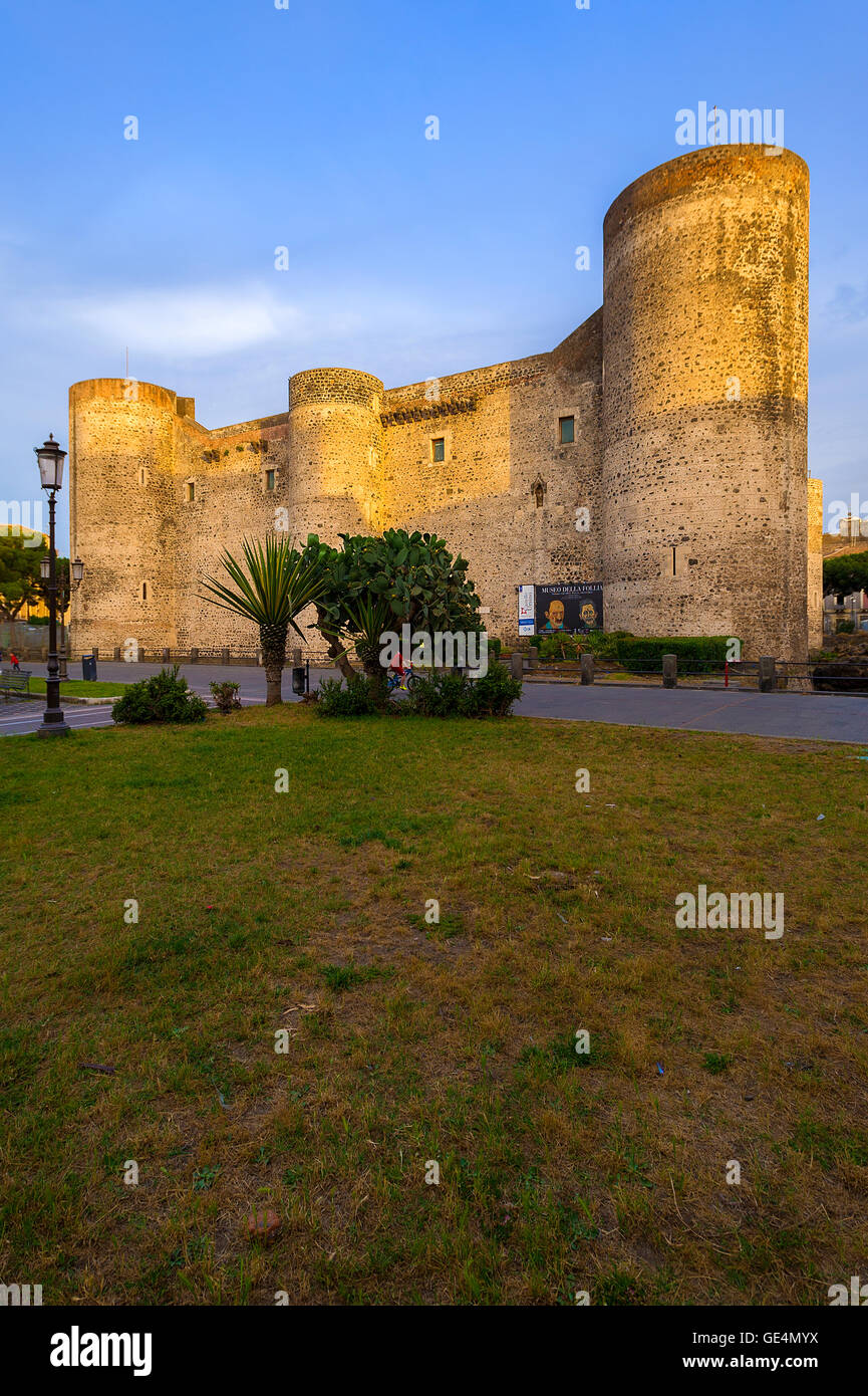 Le château Ursino Catane Sicile Banque D'Images