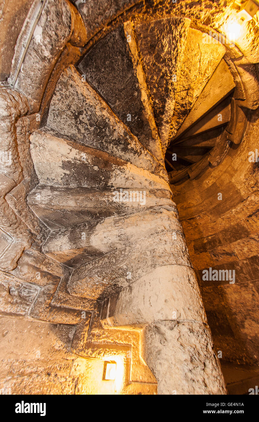 Le château Ursino Catane Sicile - escalier hélicoïdal Banque D'Images