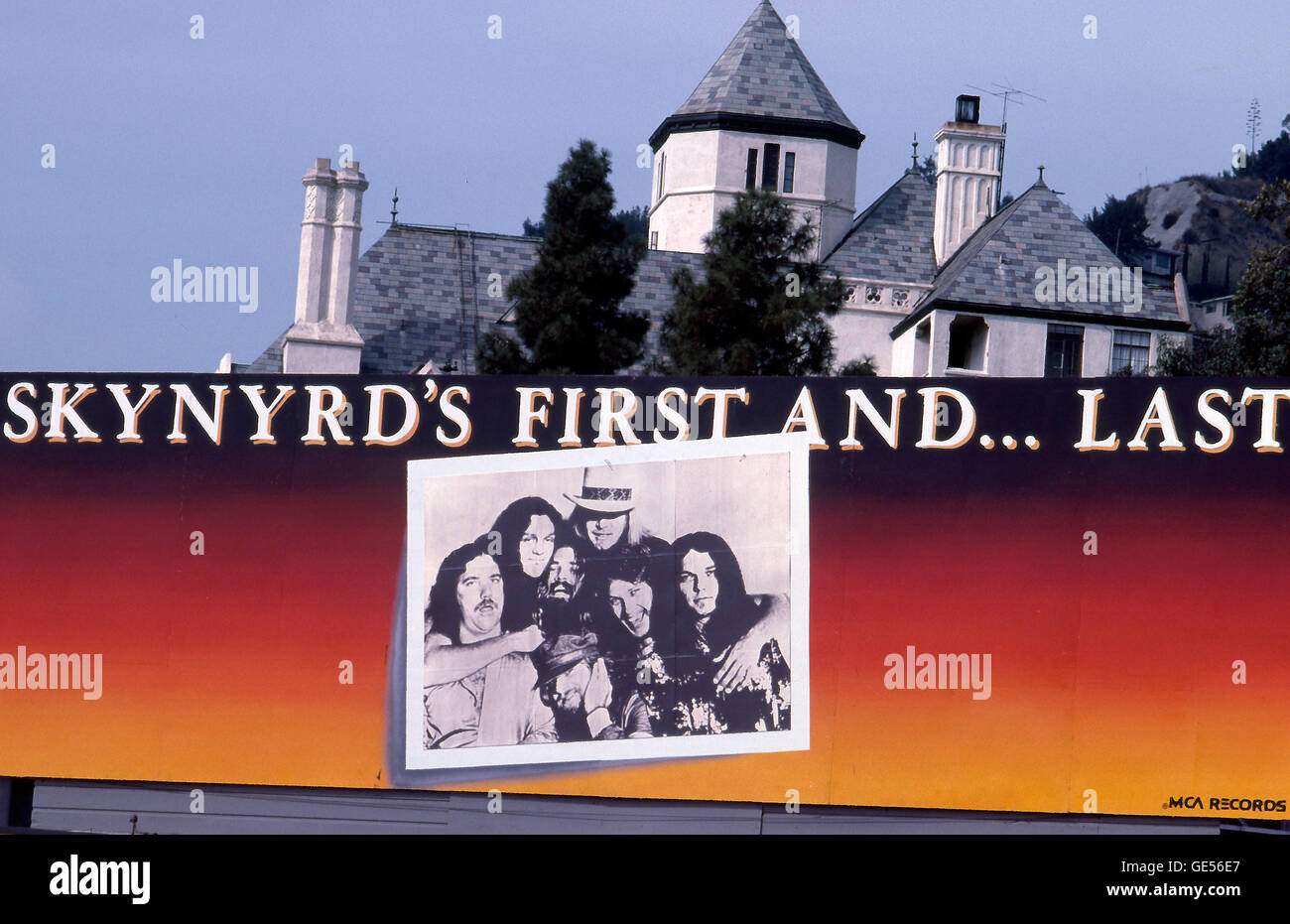 Lynyrd Skynyrd première et dernière billboard sur le Sunset Strip après l'accident d'avion a pris la vie de plusieurs membres de la bande vers 1977 Banque D'Images