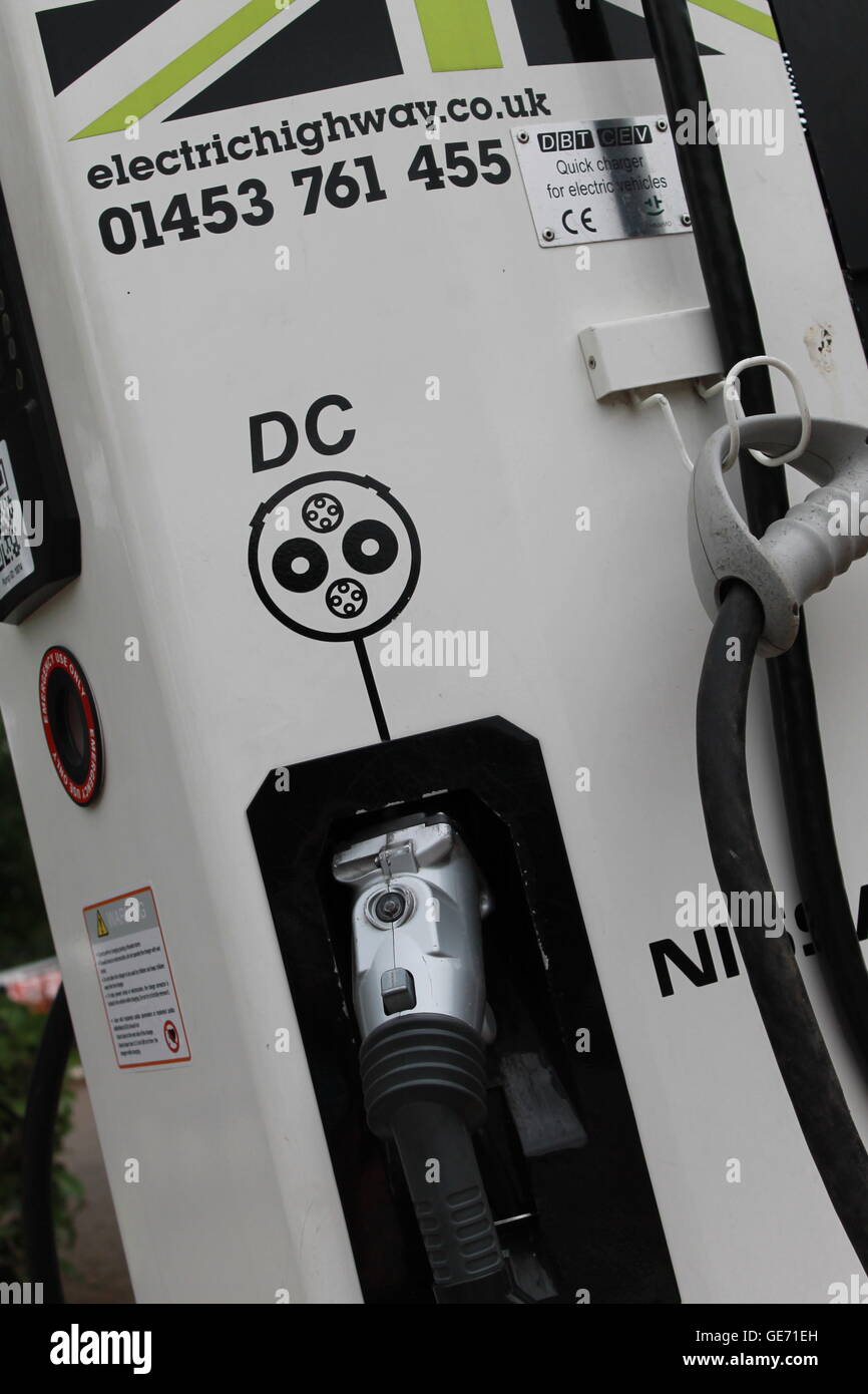 La station de recharge de véhicules électriques, le point de chargement, voiture électrique, ecotricity, respectueux de l'environnement, de l'éco voiture, motoring avenir Banque D'Images