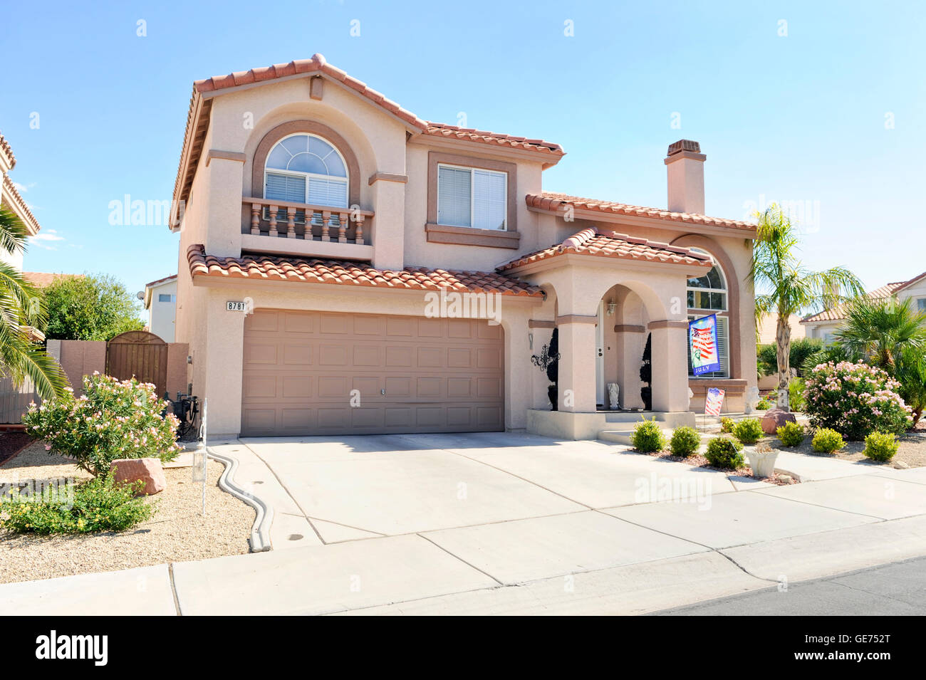 De l'extérieur d'un immeuble d'accueil dans le sud-ouest des États-Unis Banque D'Images