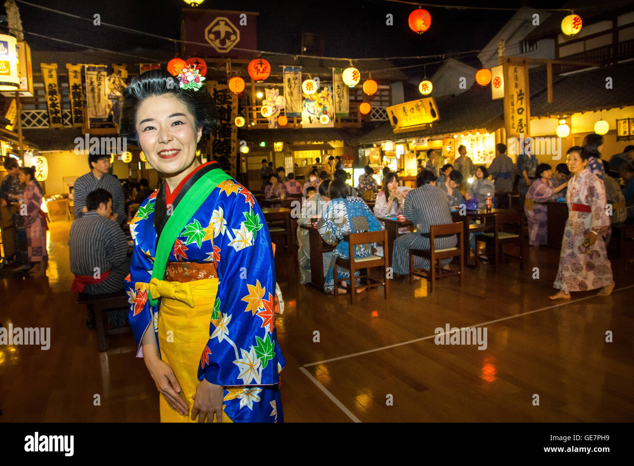 Ooedo Onsen Monogatari est un somptueux Hot spring theme park à Odaiba, Tokyo Banque D'Images