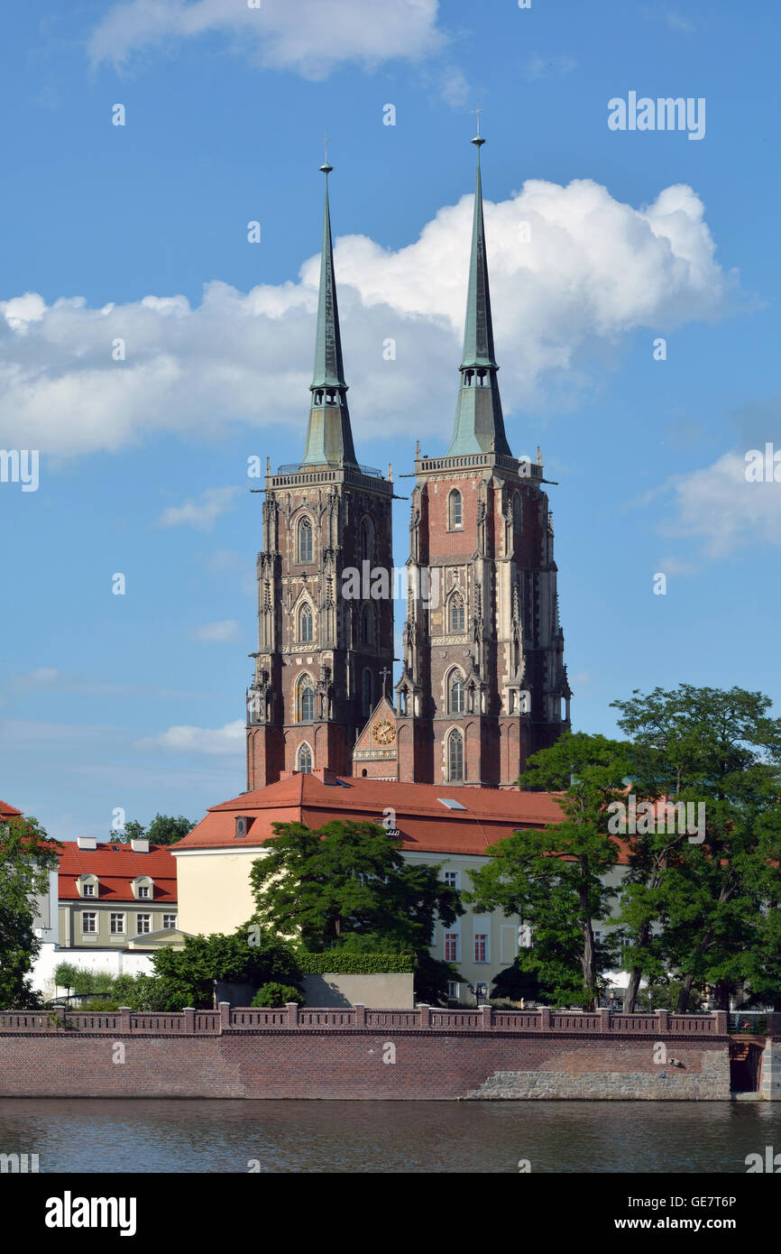 Avec l'île de la cathédrale La cathédrale de Saint-Jean de Wroclaw en Pologne. Banque D'Images