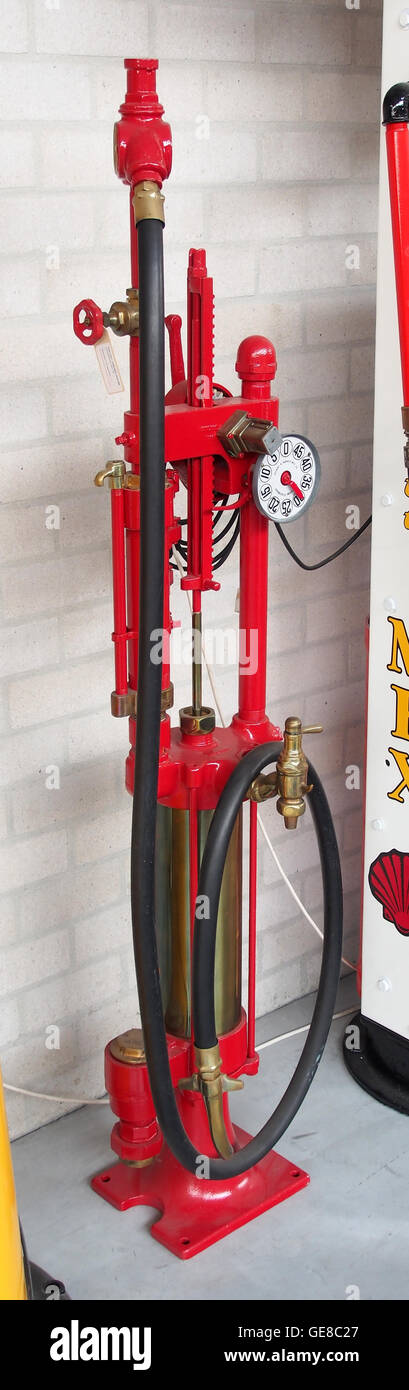 La carte de 1905 de l'automobile Club présente le comté de Suffolk, long Island, fournissant des informations géographiques et infrastructurelles détaillées sur les voyages en automobile du début du XXe siècle. Banque D'Images