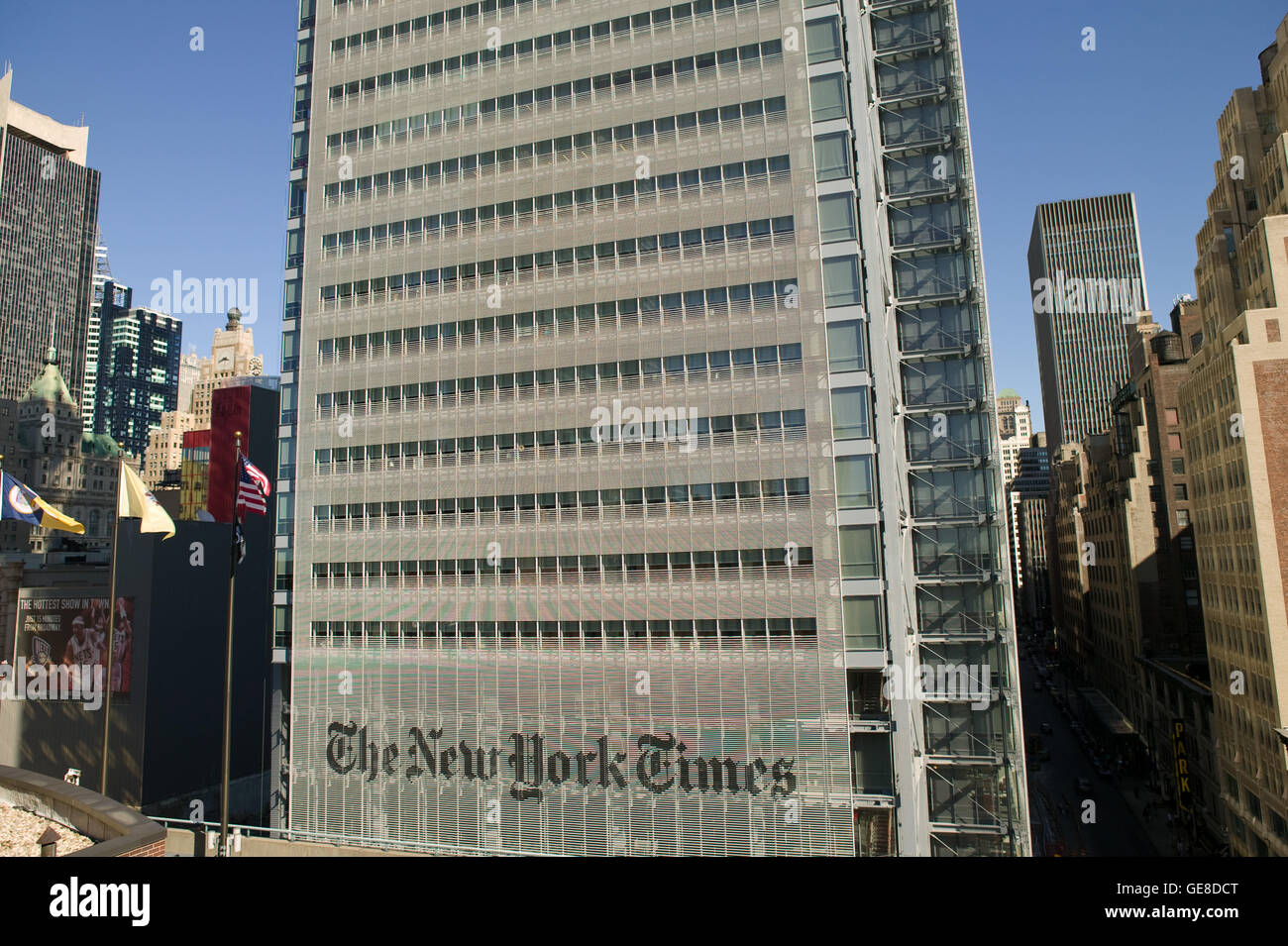 Vue de côté ouest du New York Times depuis le toit de l'immeuble du siège de l'Autorité portuaire de la gare routière du Ne Banque D'Images