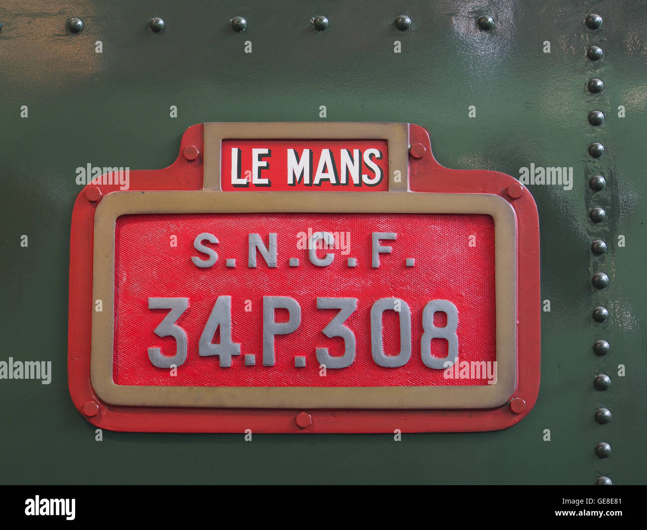 La SNCF 34 P 308 est une locomotive à vapeur française, qui fait partie de la flotte SNCF. Ce moteur historique représente les progrès du transport ferroviaire au cours de son utilisation. Banque D'Images