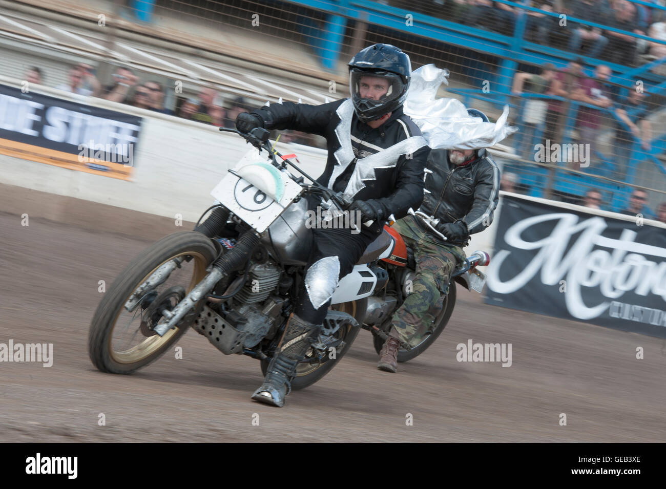 Kings Lynn, Norfolk, Royaume-Uni. 16.07.2016. Le cinquième concours annuel de la saleté Quake festival avec Guy Martin et Carl Fogarty 'Foggy' Banque D'Images