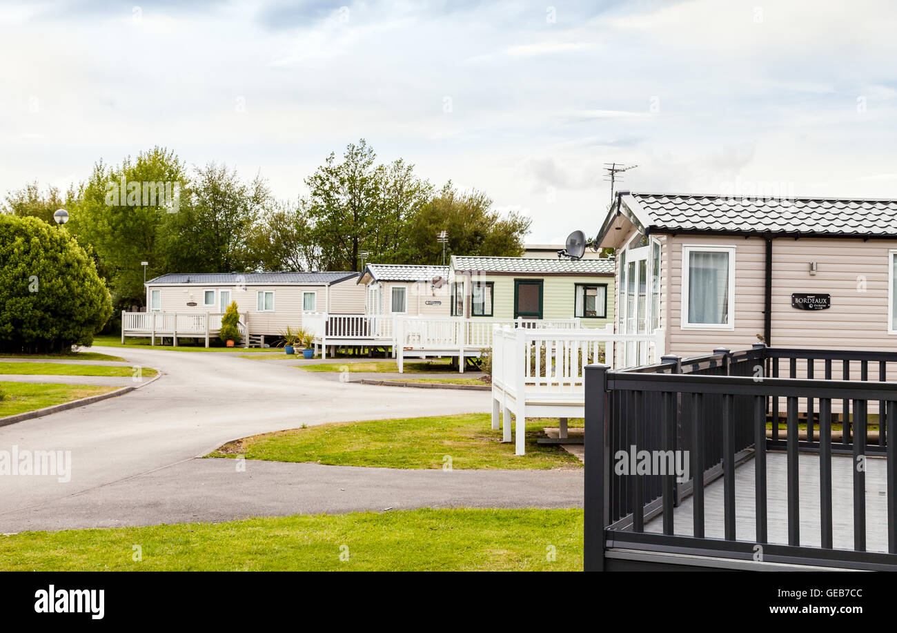 Caravanes statiques à un parc de vacances de Prestatyn, Nord du Pays de Galles, Royaume-Uni Banque D'Images