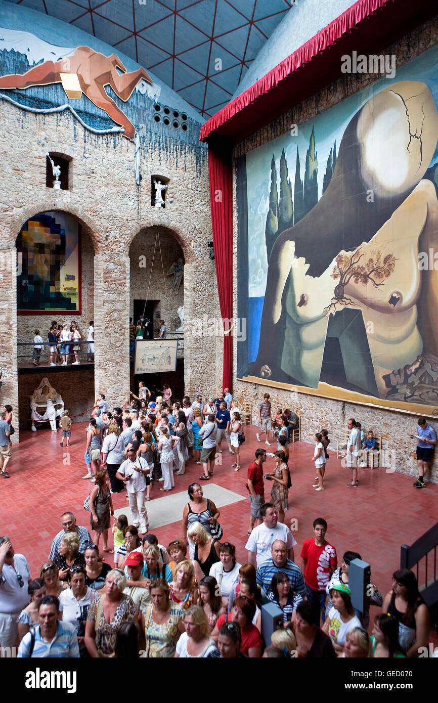 Théâtre de Dalí Museum. Lieux de l'ancien théâtre. Labyrinthe. Province de Gérone. La Catalogne. Espagne Banque D'Images