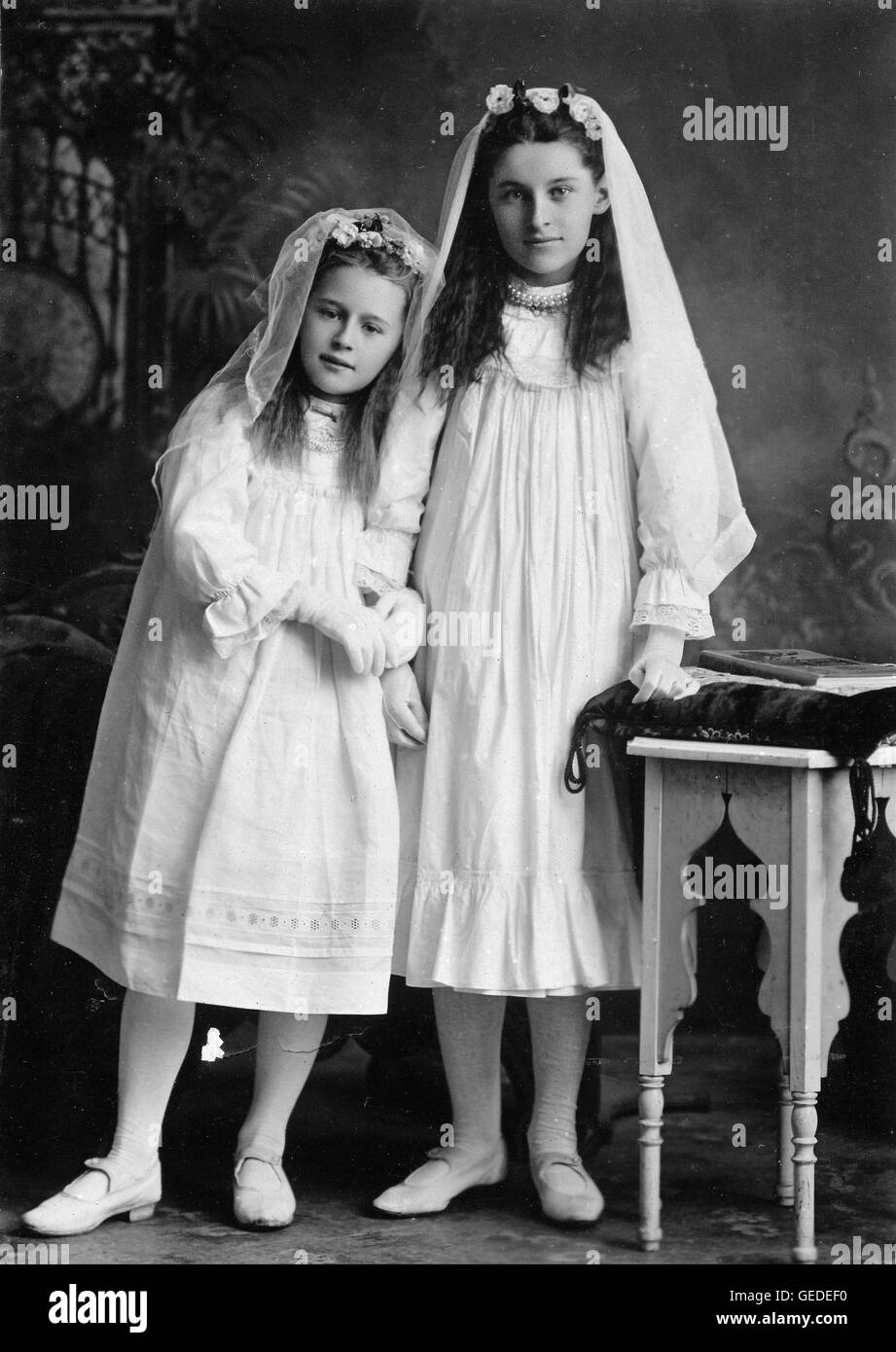 George Gregory - Portrait de deux jeunes filles Banque D'Images